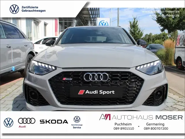 Audi RS4
