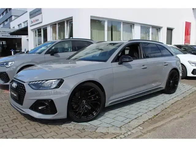 Audi RS4
