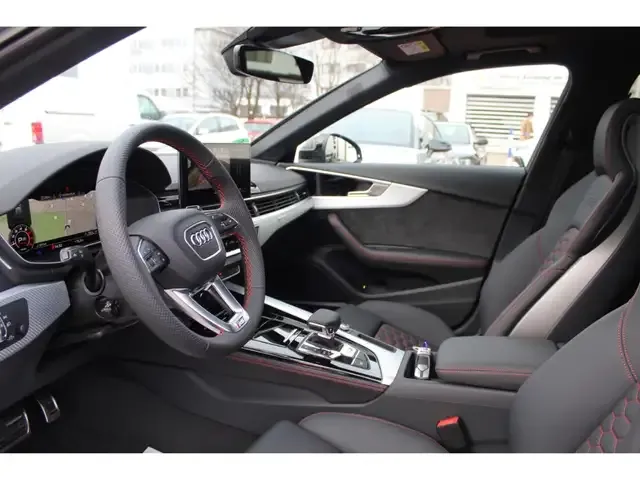 Audi RS4
