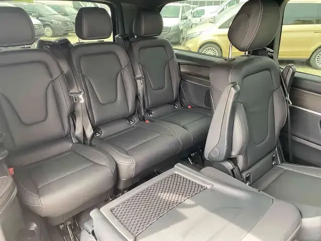 Mercedes-Benz EQV 300