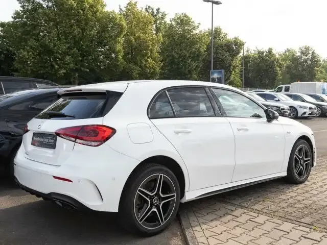 Mercedes-Benz A 250