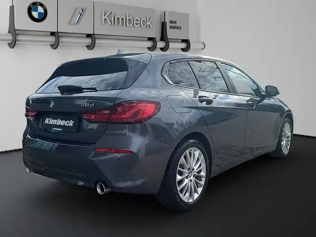 BMW 118