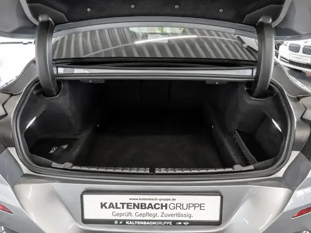 BMW 850