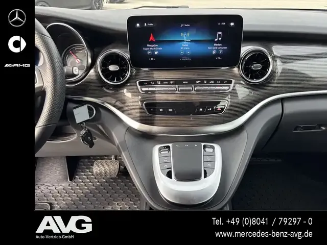 Mercedes-Benz EQV 300