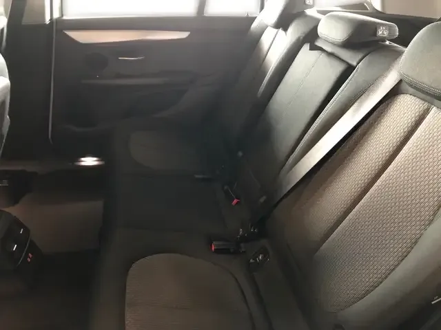 BMW 216