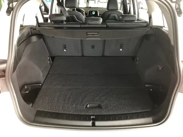 BMW 216