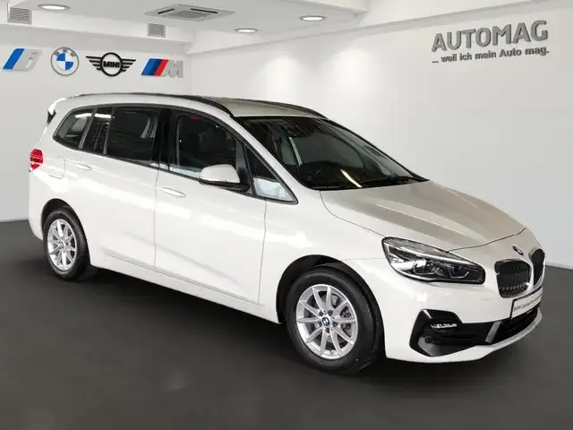 BMW 216