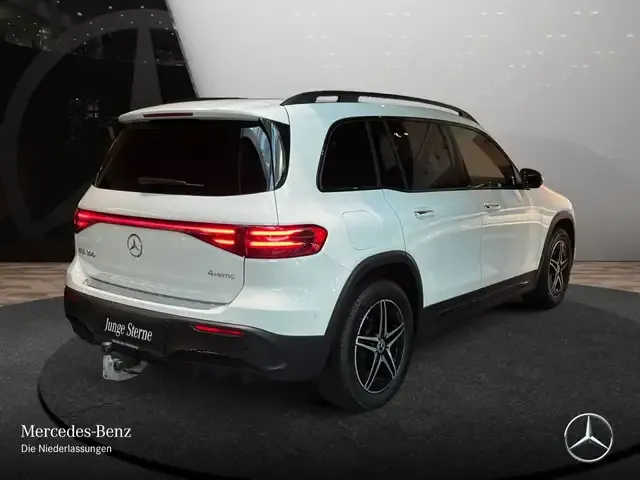 Mercedes-Benz EQB 300