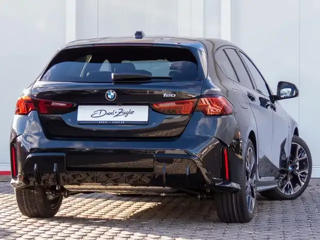 BMW 120