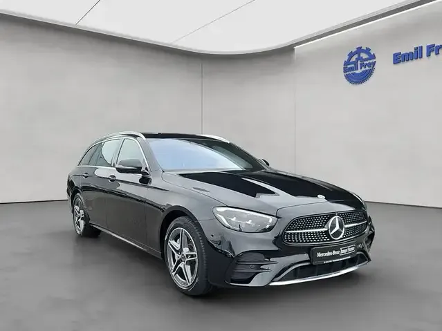 Mercedes-Benz E 300