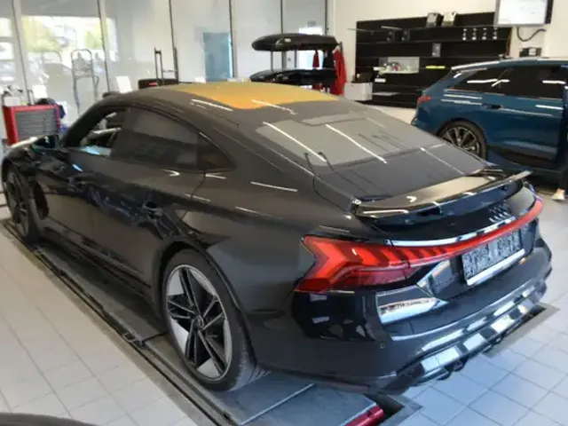 Audi e-tron GT