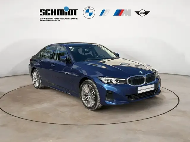 BMW 330
