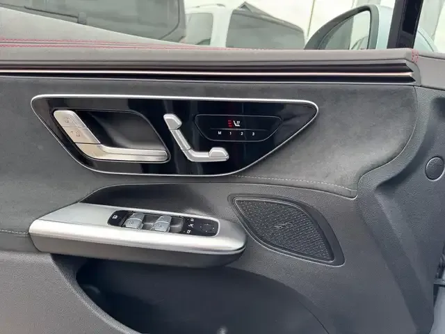 Mercedes-Benz EQE 350