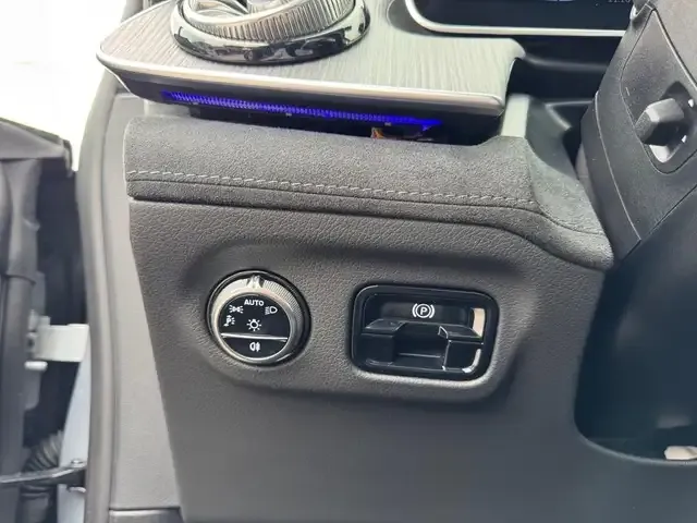 Mercedes-Benz EQE 350