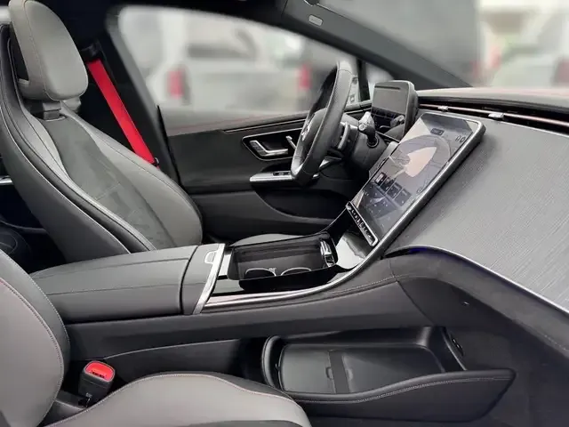 Mercedes-Benz EQE 350