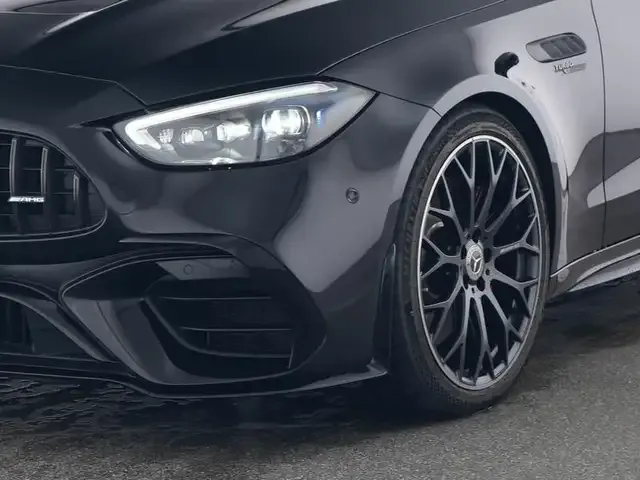 Mercedes-Benz C 63 AMG