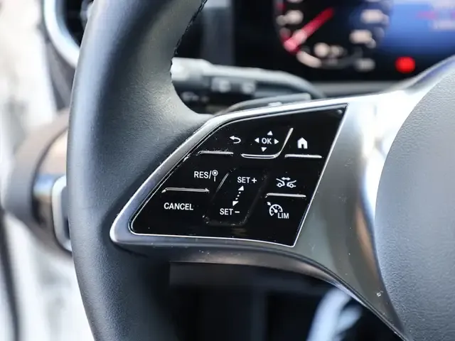Mercedes-Benz A 220