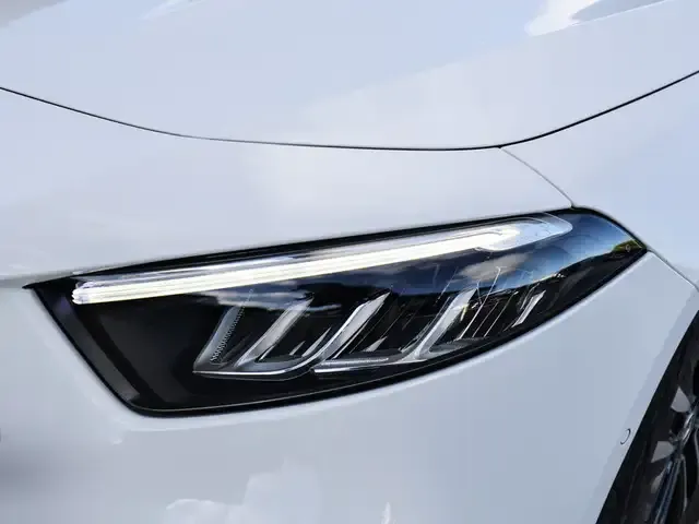 Mercedes-Benz A 220
