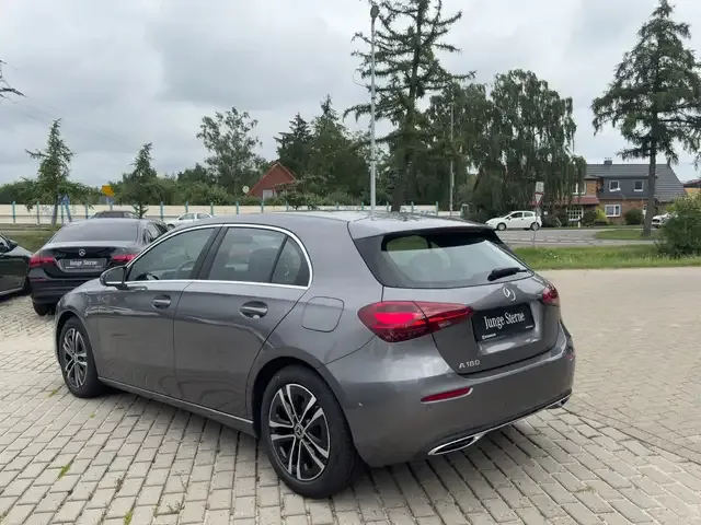 Mercedes-Benz A 180
