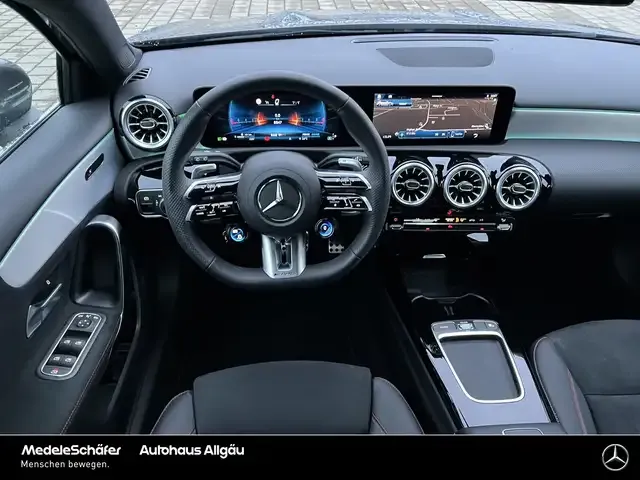 Mercedes-Benz A 35 AMG
