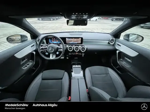 Mercedes-Benz A 35 AMG
