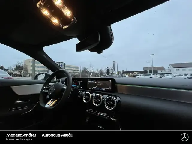 Mercedes-Benz A 35 AMG