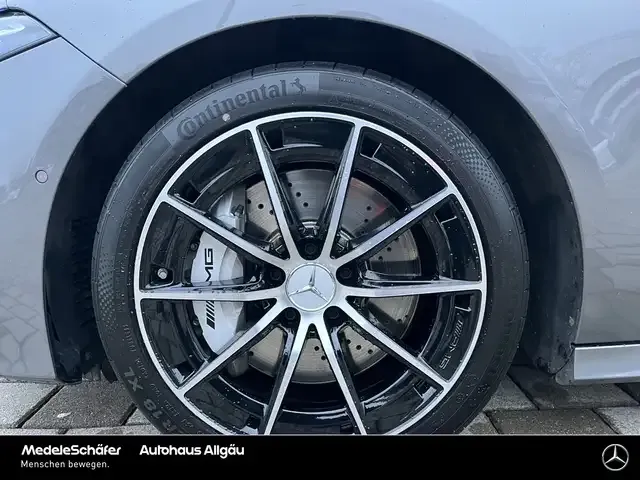 Mercedes-Benz A 35 AMG