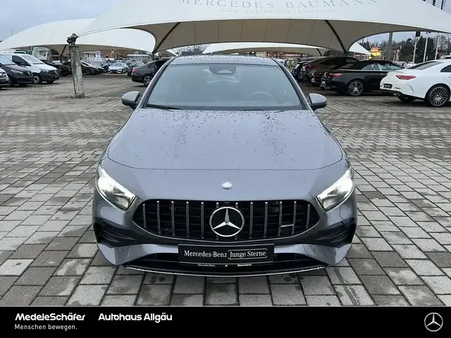 Mercedes-Benz A 35 AMG
