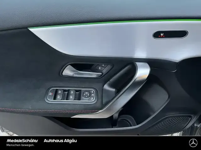 Mercedes-Benz A 35 AMG