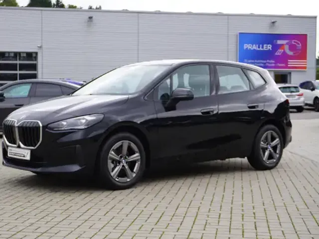 BMW 216