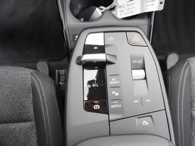 BMW 216