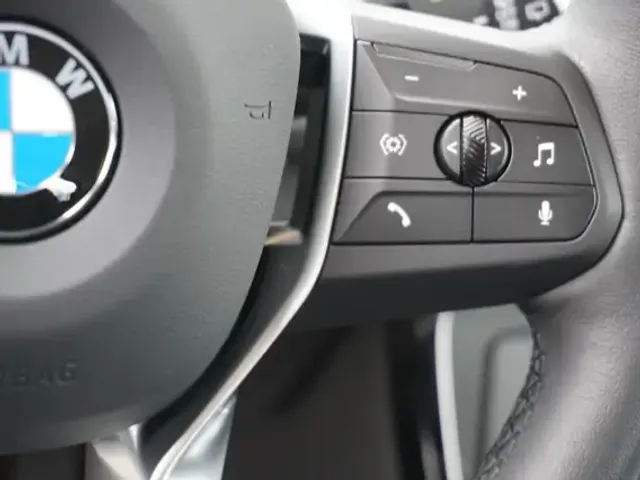 BMW 216