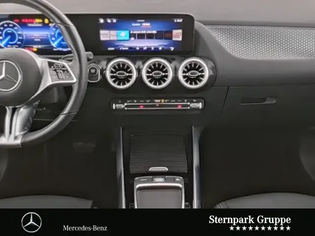 Mercedes-Benz EQA 350