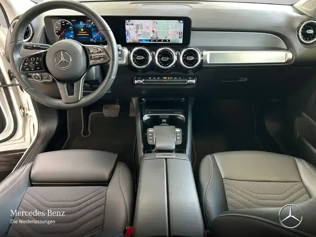 Mercedes-Benz GLB 180