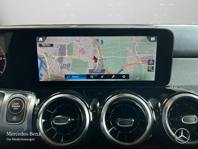 Mercedes-Benz GLB 180