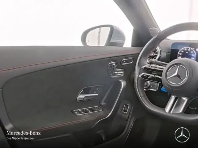 Mercedes-Benz CLA 220