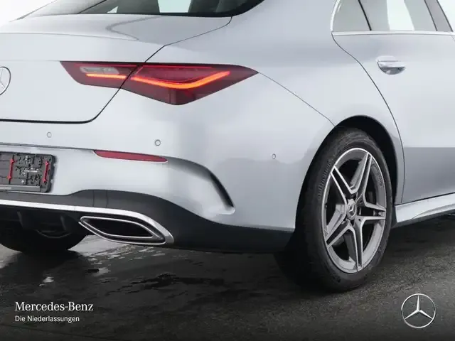Mercedes-Benz CLA 220