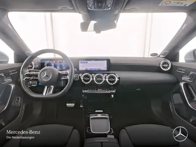 Mercedes-Benz CLA 220