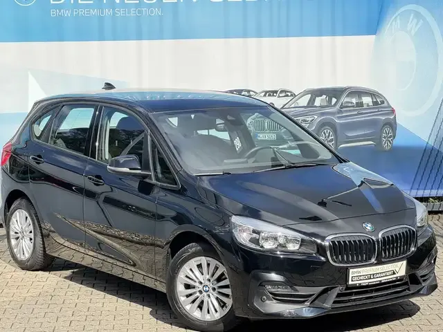 BMW 218
