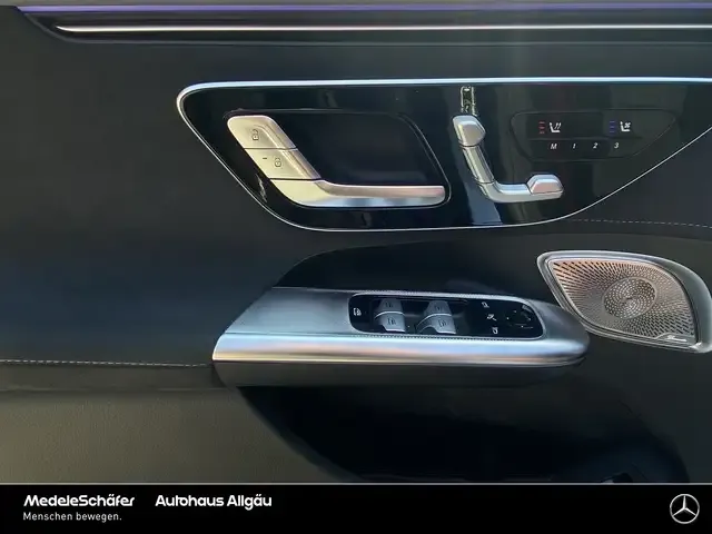 Mercedes-Benz EQE 500