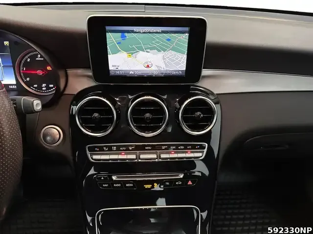 Mercedes-Benz GLC 220