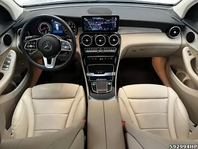 Mercedes-Benz GLC 220