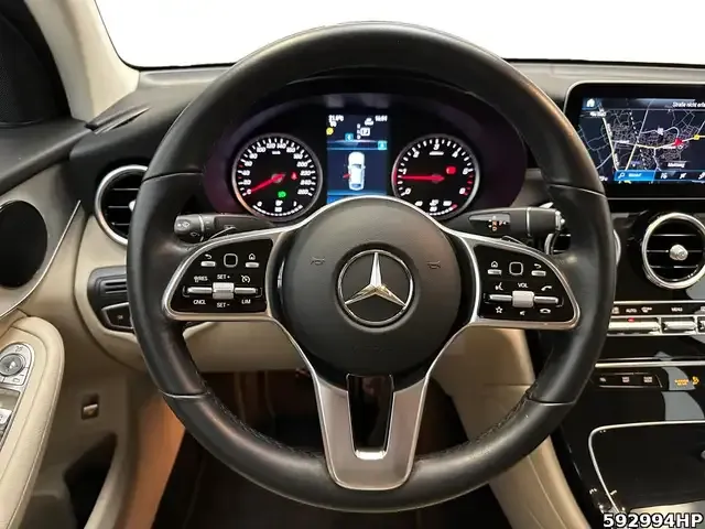 Mercedes-Benz GLC 220