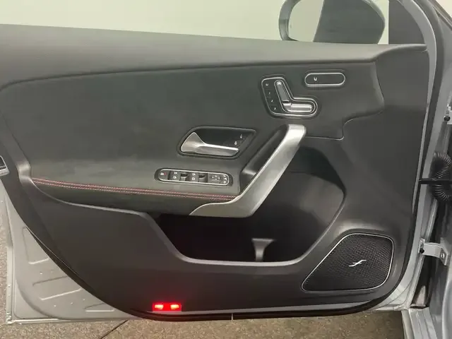 Mercedes-Benz A 45 AMG