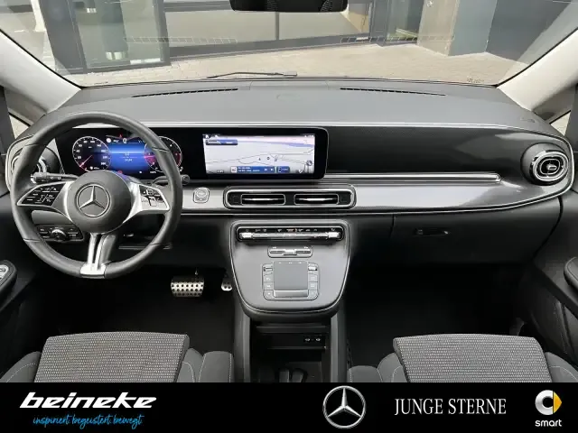 Mercedes-Benz V 250