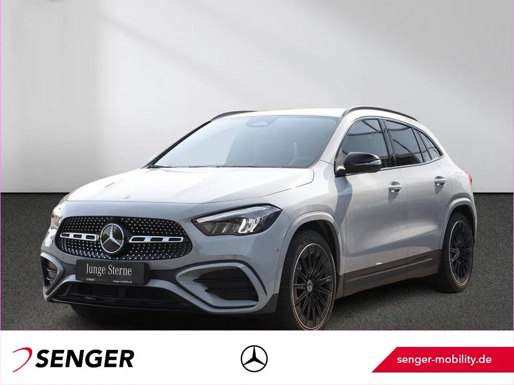 Mercedes-Benz GLA 200