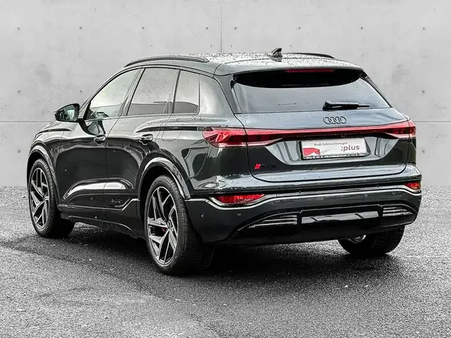 Audi SQ6 e-tron