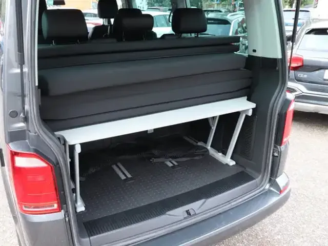 Volkswagen T6 California