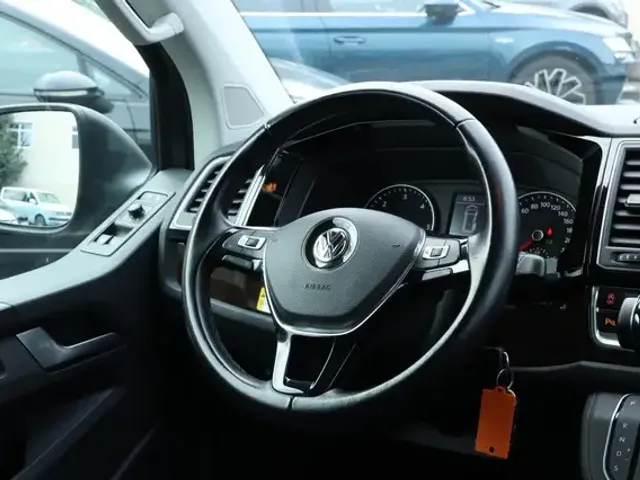 Volkswagen T6 California