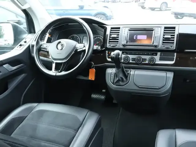 Volkswagen T6 California